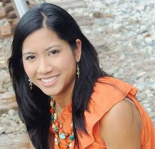 Portrait of Dr Aileen Kruger